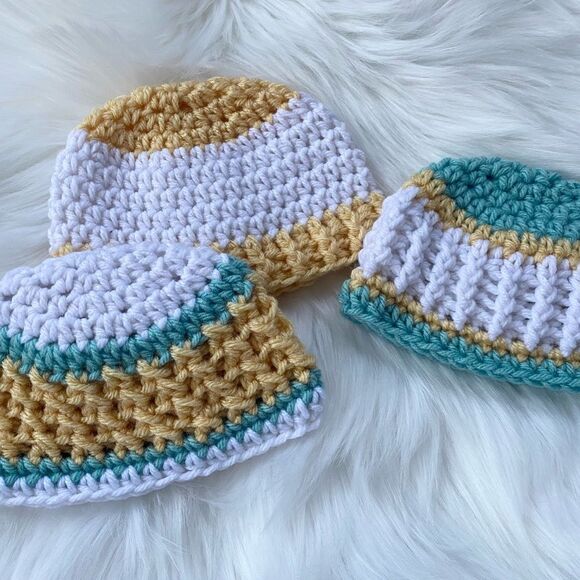 Newborn Baby Crochet Hat Set of 3 Yellow Grey Mint Green 0-3 - Picture 7 of 13